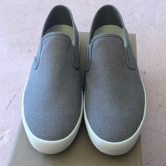 seavees slip on